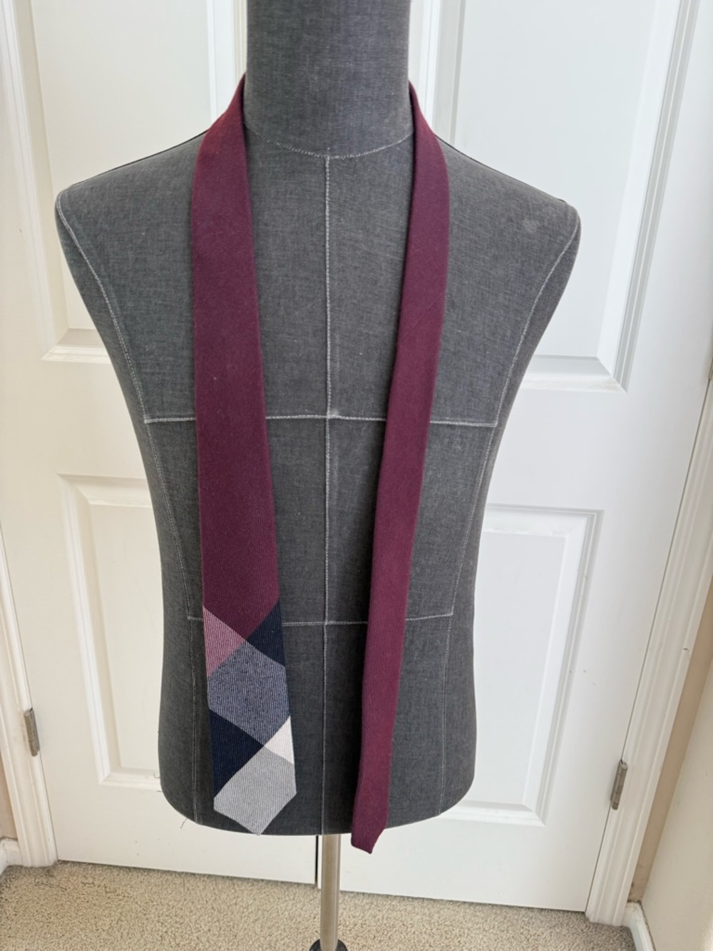 Burberry Burgundy Check Tie - Picture 2 of 3